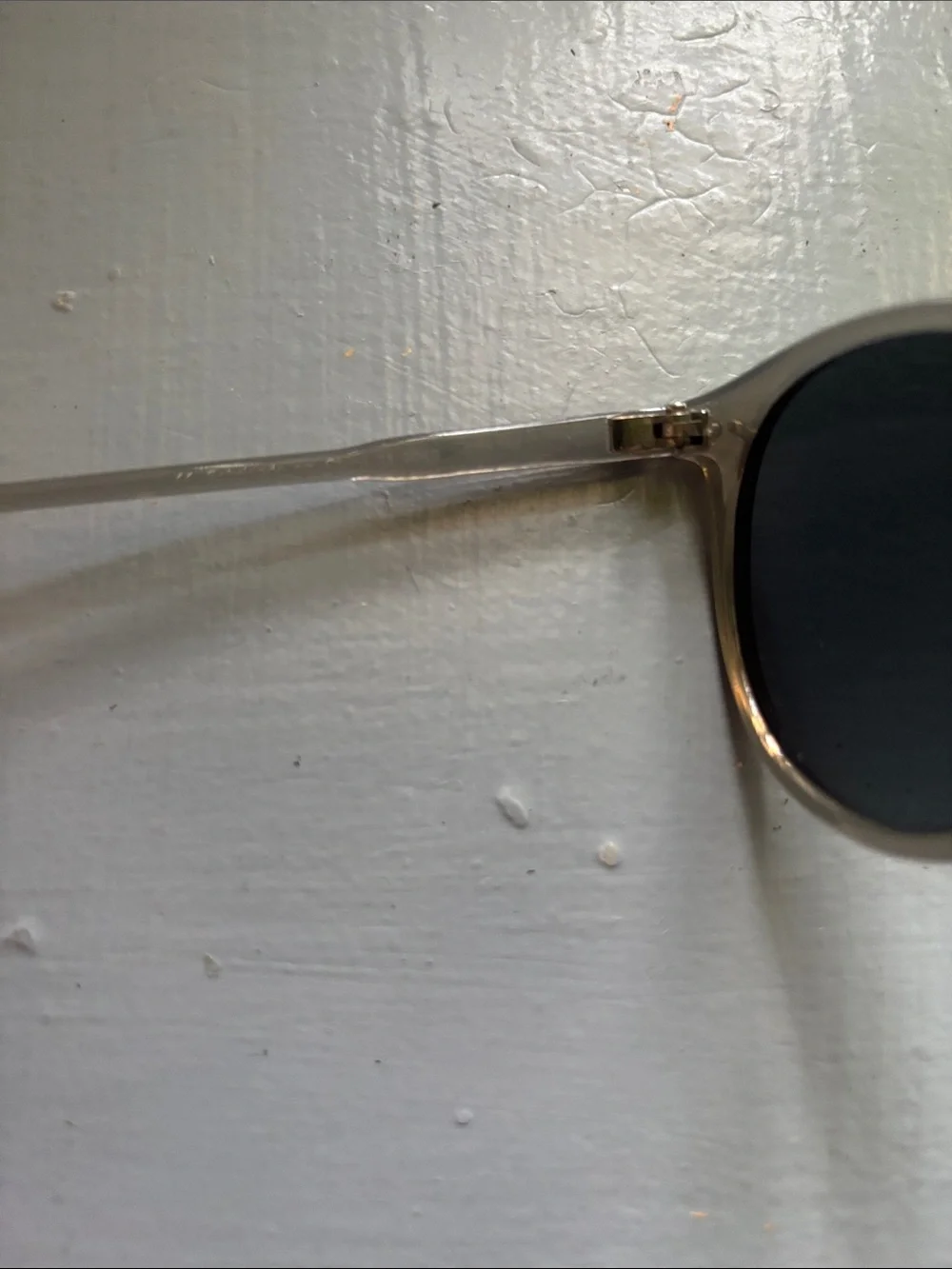 Abercrombie Round Frame Sunglasses in Translucent Gray with Dark Lenses